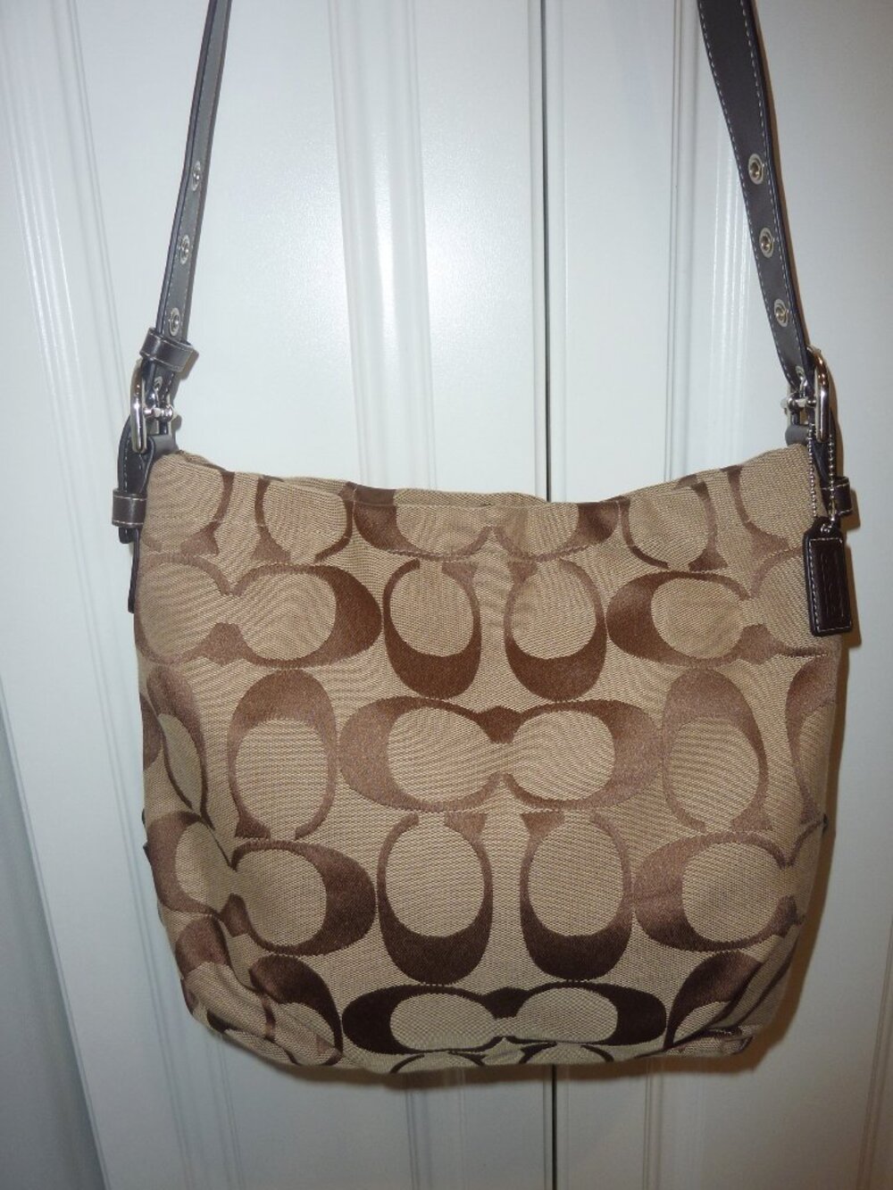 EXC. Vintage COACH F15067 Signature Duffle Logo Crossbody Bag Purse Brown Khaki